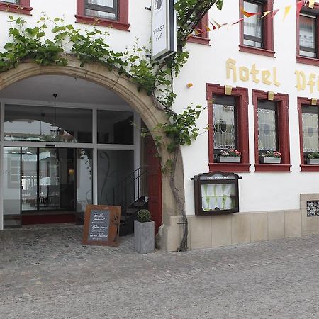 Hotel-Restaurant Pfaelzer Hof Еденкобен Екстер'єр фото