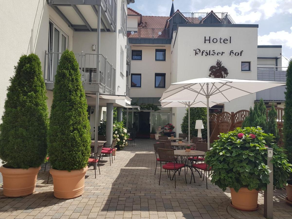 Hotel-Restaurant Pfaelzer Hof Еденкобен Екстер'єр фото